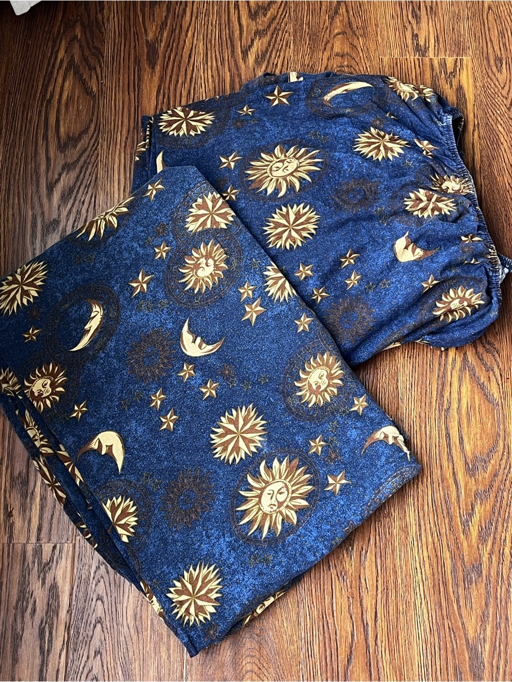 vintage 90s celestial sun moon and stars patterned bed sheet set double 90s y2k
